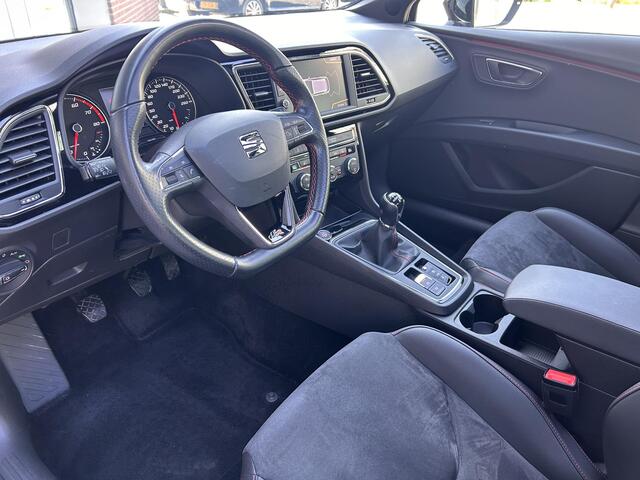 Seat LEON 1.4 EcoTSI FR Business Intense | Keyless | LED | Pano | Stoel Verwarming |