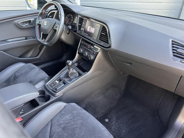 Seat LEON 1.4 EcoTSI FR Business Intense | Keyless | LED | Pano | Stoel Verwarming |
