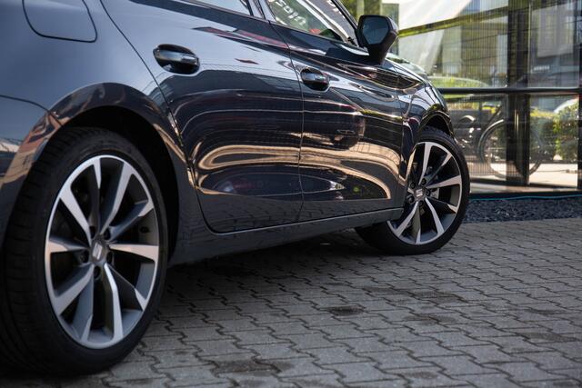 Seat LEON Sportstourer 1.5 eTSI FR Business Intense 150PK , Groot scherm, Camera, Adap. cruise,