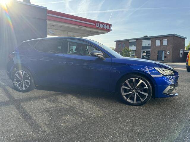 Seat LEON 1.5 eTSI FR Launch Edition *SFEER/VIRTUAL/NAVI*
