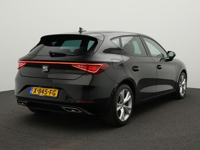 Seat LEON 1.0 TSI 110 pk FR Business Intense | Achteruitrijcamera | Navigatie | Adaptive Cruise | Sportonderstel
