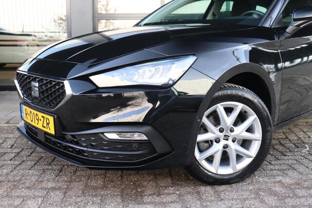 Seat LEON Sportstourer 1.0 TSI Style Business Intense | Achteruitrijcamera | Adaptieve cruise control | Virtual cockpit | Full link | Parkeersensoren |