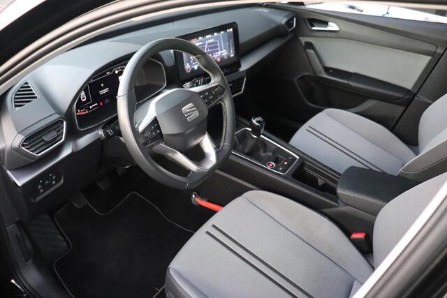 Seat LEON Sportstourer 1.0 TSI Style Business Intense | Achteruitrijcamera | Adaptieve cruise control | Virtual cockpit | Full link | Parkeersensoren |
