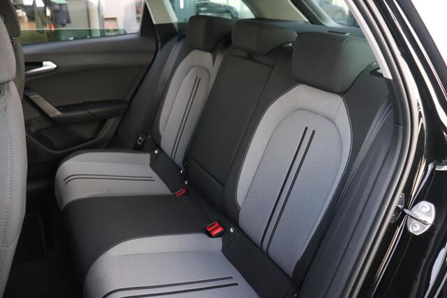 Seat LEON Sportstourer 1.0 TSI Style Business Intense | Achteruitrijcamera | Adaptieve cruise control | Virtual cockpit | Full link | Parkeersensoren |