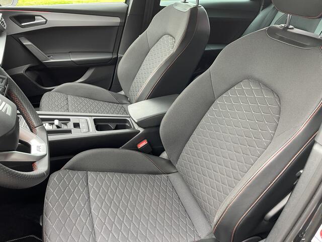 Seat LEON Sportstourer 1.5 eTSI FR Launch Edition