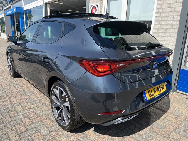 Seat LEON 1.4 TSI eHybrid PHEV FR / AUTOMAAT/ PANO/ 18" LMV/ ALCANTARA/ KEYLESS/ MATRIX/ CLIMA 3 ZONE/ ELEKTR. STOEL/ ADAPT. CRUISE/ NAVI/ DIGITAL DASH/ DAB/ FULL LINK/ RIJ-MODI