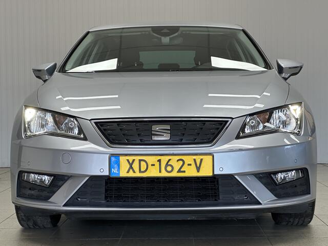 Seat LEON 1.0 EcoTSI Style Business Intense/ Facelift/ Keyless/ Apple + Android/ Virtual Dash./ 16'' LMV/ PDC V+A/ DAB+/ Apple + Android/ Lane-Assist./ Cruise/ Bluetooth/ Armsteun/ Multi. LEDER. Stuur/ Mistl./ Extra getint glas.