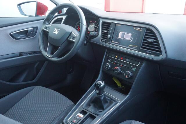 Seat LEON 1.0 EcoTSI Style Business Intense | Navigatie | Cruise Control | PDC V&A | LM | Origineel NL |
