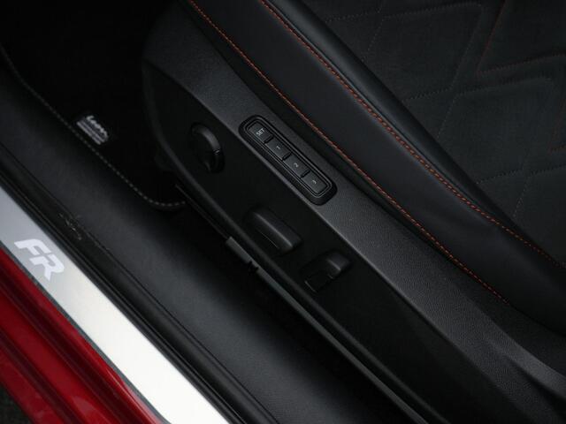 Seat LEON Sportstourer 1.4 TSI eHybrid PHEV FR | Trekhaak | Geheugenstoel | Leder/alcantara | Navigatie 12 inch | Stuur-/stoelverwarming