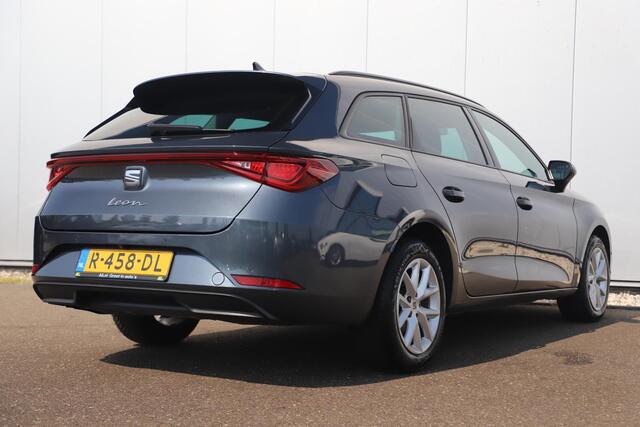 Seat LEON Sportstourer 1.0 TSI Style Business Intense Virtual Navigatie Achteruitrijcamera Clima Getint Glas 16 inch LMV