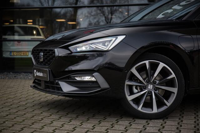 Seat LEON 1.5 TSI e-Hybrid FR PHEV First Edition 204PK , Pano dak, Adap. cruise, Virtual cockpit,
