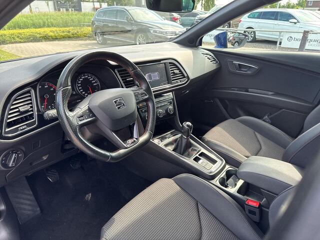 Seat LEON 1.4 EcoTSI FR Business Intense | 150Pk | Full LED | trekhaak | Clima | Navi | PDC |