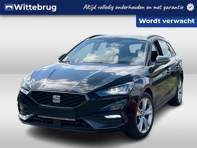 Seat LEON Sportstourer 1.4 TSI eHybrid 204pk DSG PHEV FR / Navigatie / Stuur & Stoelverwarming / Camera / App-Connect / 17" LMV