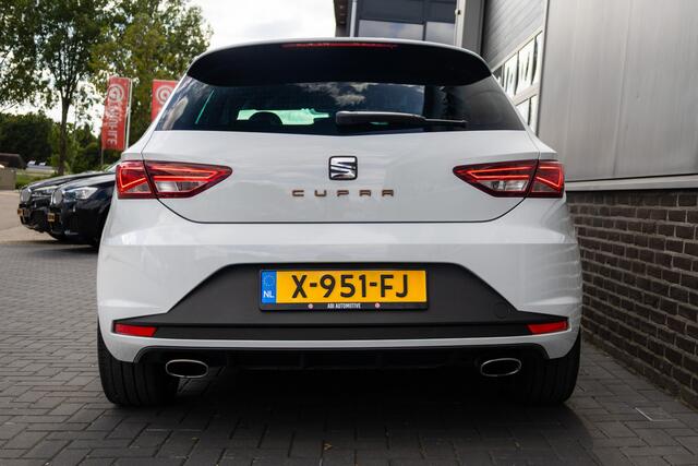 Seat LEON Cupra 2.0 TSI 290 pk Connect / Led-Koplamp/ Sport-Stoelen/ Stoel.Verw/ Cruise-Controle/ Car-Play/ 19'' LMV