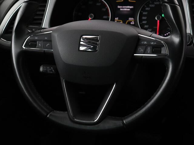 Seat LEON 1.0 TSI Style Intens | Carplay | Navigatie | Climate control | Keyless | Cruise control | Bluetooth | Parkeerhulp