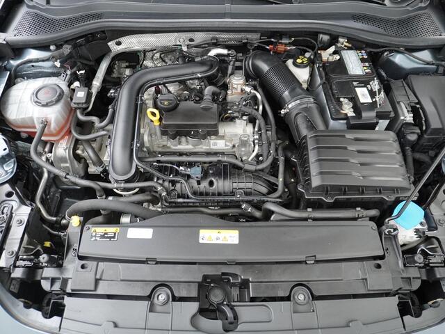 Seat LEON Sportstourer 1.0 TSI Style Business Intense NL Auto | Navigatie | Camera | LMV