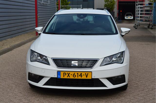 Seat LEON ST 1.0 EcoTSI Style Business Intense O.a: Cruise, Clima, Navi, Carplay, DAB, Rijklaar, Etc. All-in prijs!