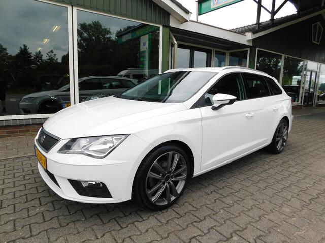 Seat LEON ST 1.0 116PK EcoTSI! Style!! All-in Prijs! Trekhaak!