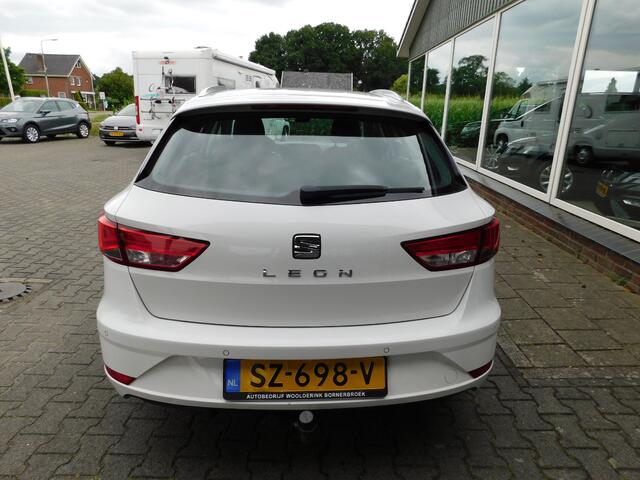 Seat LEON ST 1.0 116PK EcoTSI! Style!! All-in Prijs! Trekhaak!