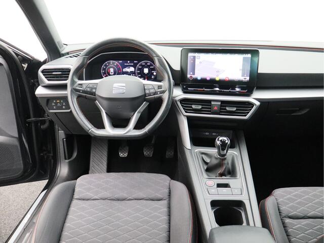 Seat LEON 1.5 TSI FR Business Intense/ lage km/ compleet!