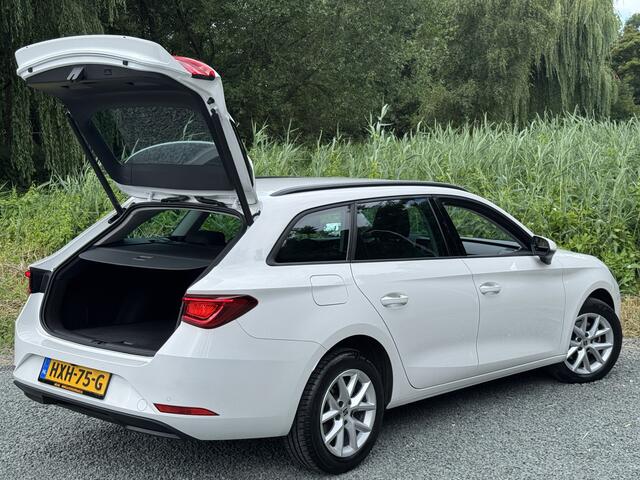 Seat LEON Sportstourer 1.0 eTSI DSG STYLE CAMERA | KEYLESS | STUUR VERW.