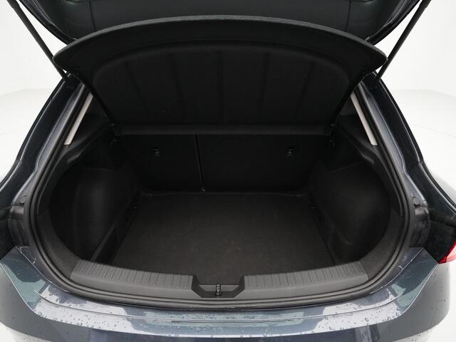 Seat LEON 1.0 TSI 110pk Style Business Intense Navi via app Camera Pdc Acc 158