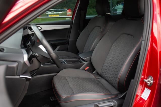 Seat LEON Sportstourer 1.5 TSI FR , Adap. cruise, Trekhaak, Carplay,