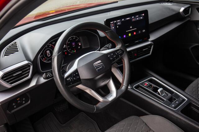 Seat LEON Sportstourer 1.5 TSI FR , Adap. cruise, Trekhaak, Carplay,