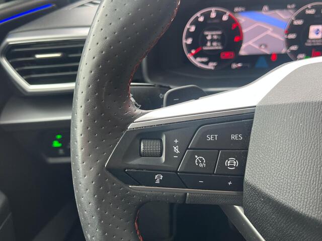 Seat LEON 1.5 eTSI FR Launch Edition DSG Automaat / 18'' LMV / Navi. / Camera / ACC / Keyless /