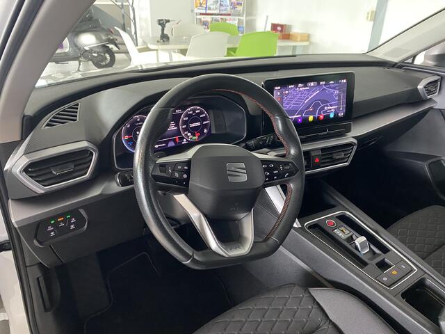 Seat LEON 1.4 TSI eHybrid PHEV FR Virtual cockpit / Camera / Navi / Trekhaak