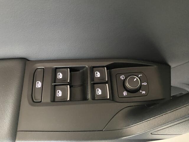 Seat LEON 1.4 TSI eHybrid PHEV FR Virtual cockpit / Camera / Navi / Trekhaak