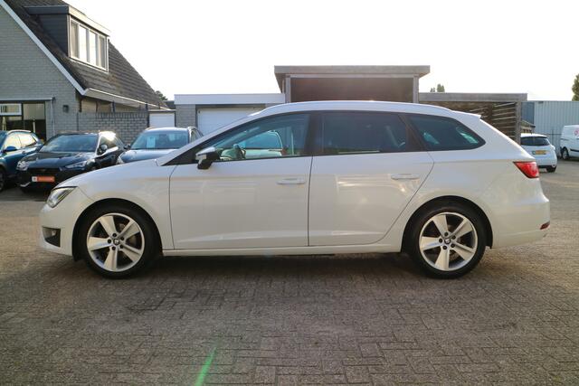 Seat LEON ST 1.4 EcoTSI FR Connect | Navi | Carplay | PDC |