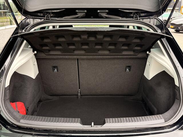 Seat LEON 1.4 EcoTSI FR | Led | Stoelverwarming | Parkeersensoren |
