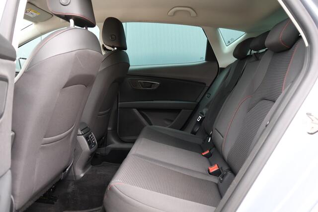 Seat LEON 1.4 EcoTSI FR Business Intense Automaat 150pk | Virtual Cockpit | Stoelverwarming | Carplay | Adaptieve Cruise Control | LED | Keyless