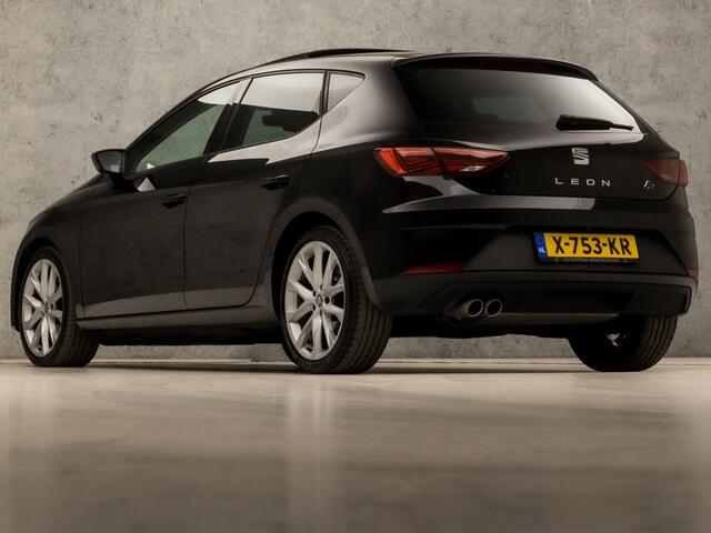 Seat LEON 1.5 TSI FR Sport 150Pk Automaat (SCHUIFDAK, APPLE CARPLAY, LEDER, CAMERA, BEATS AUDIO, STOELVERWARMING, SPORTSTOELEN, GETINT GLAS, LED KOPLAMPEN, LM VELGEN, CRUISE, NIEUWE APK, NIEUWSTAAT)