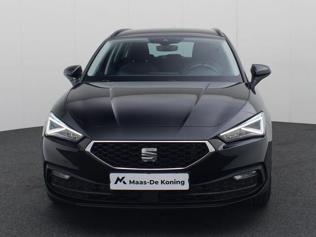 Seat LEON Sportstourer 1.5 eTsi 150pk DSG Style · Apple/Android Car Play · Camera · P-Sensoren · Cruise Control · Apple/Android Car Play · 17'' Inch · Garantie t/m 30-05-2029 of 100.000km