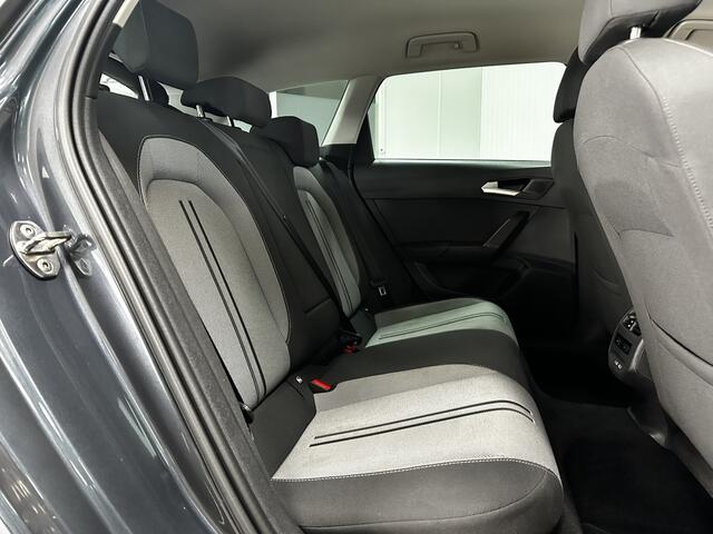 Seat LEON Sportstourer 1.5 TSI Style Launch Edition /Virtual Cockpit /Camera /LED Koplampen /Apple + Android /DAB+! /Keyless Go /Lane Assist /Navi /Climat /Adaptief Cruise /Elek. pakket /Bluetooth /Regensensor /PDC V+A /16"LMV.