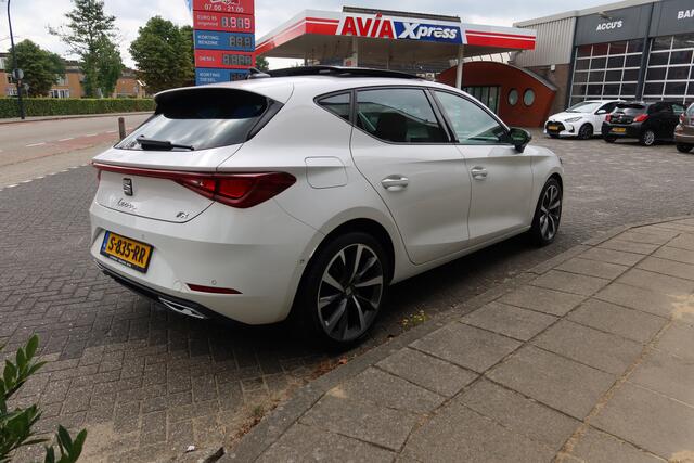 Seat LEON 1.5 TSI FR 150PK PANORAMA !