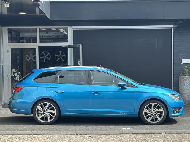 Seat LEON ST 1.4 EcoTSI FR Connect HALF LEDER/ALCANTARA / PANO / CLIMA / AUTOMAAT
