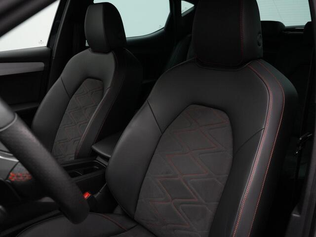 Seat LEON FR 1.4 TSI eHybrid 204 pk PHEV FR | Leder/alcantara | Geheugenstoel | Achteruitrijcamera | Adaptieve | Keyless | 17 inch