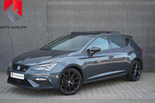 Seat LEON 1.5 TSI Ultimate Edition Black / Pano/ Beats/ Led / Carplay/ Keyless