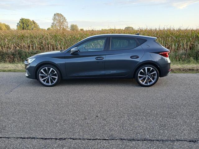 Seat LEON 1.5 TSI FR Business Intense + 18 INCH