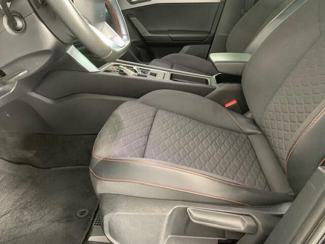 Seat LEON Sportstourer 1.5 eTSI FR, afkoppelbare trekhaak. .