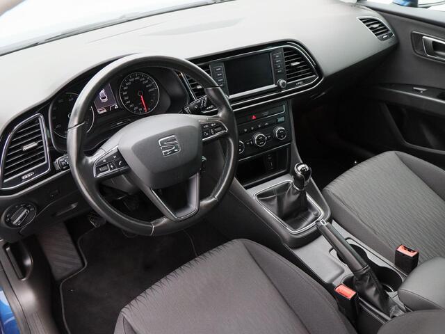 Seat LEON ST 1.0 EcoTSi Style Connect 115 Pk | Cruise Control | Sensoren | Bluetooth | Privacy Glass | Climate Control | 16 Inch