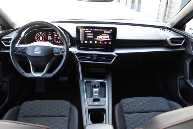 Seat LEON 1.5 eTSI 150Pk FR Launch Edition | Panoramadak | NL-auto