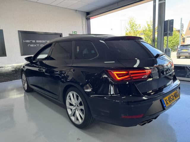 Seat LEON 1.8 TSI FR PANO ACC LANE VIRTUAL BEATS
