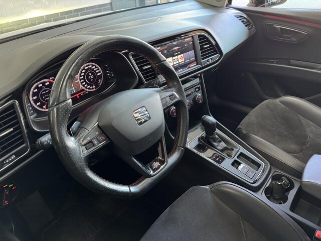 Seat LEON 1.8 TSI FR PANO ACC LANE VIRTUAL BEATS