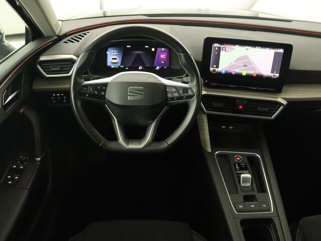 Seat LEON 1.4 TSI eHybrid PHEV Xcellence | Adaptive cruise | Carplay | Sfeerverlichting | Navigatie | Leder/Alcantara | Camera | Digital Cockpit | Plug In