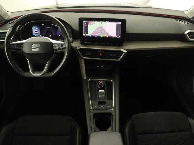 Seat LEON 1.4 TSI eHybrid PHEV Xcellence | Adaptive cruise | Carplay | Sfeerverlichting | Navigatie | Leder/Alcantara | Camera | Digital Cockpit | Plug In