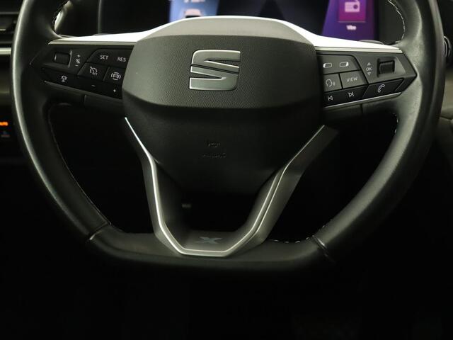 Seat LEON 1.4 TSI eHybrid PHEV Xcellence | Adaptive cruise | Carplay | Sfeerverlichting | Navigatie | Leder/Alcantara | Camera | Digital Cockpit | Plug In